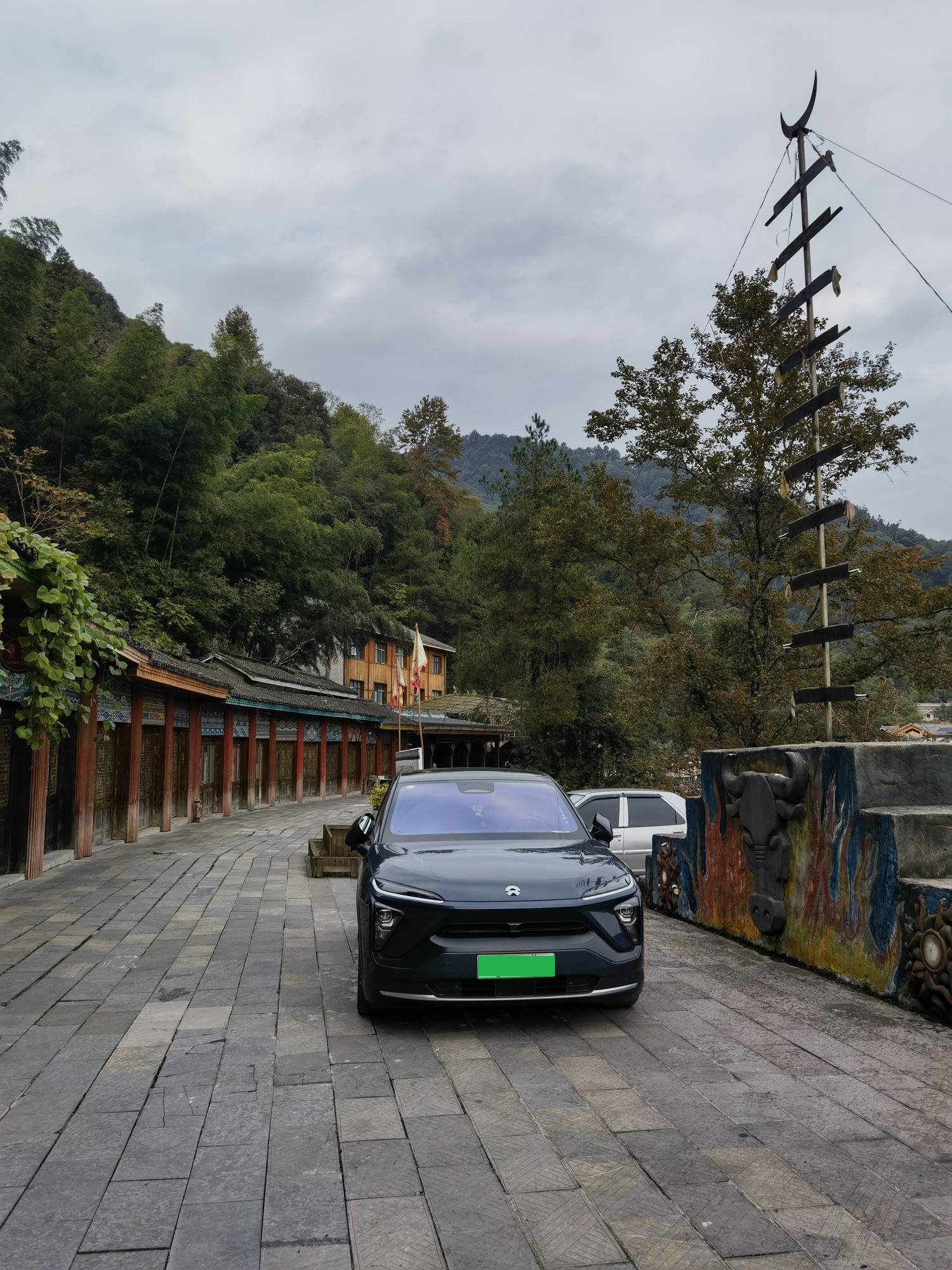 等提全新ES6时，追随悦享畅游五省